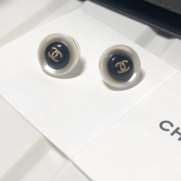 CHANEL EARRINGS A821