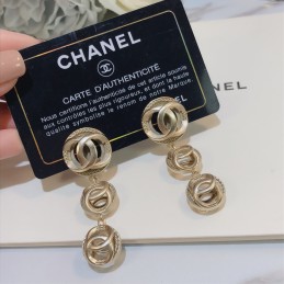 CHANEL EARRINGS A830