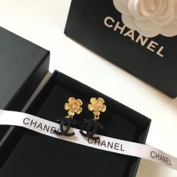 CHANEL EARRINGS A831