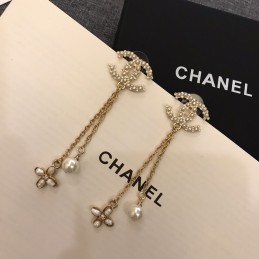 CHANEL EARRINGS A835