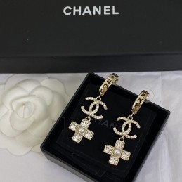 CHANEL EARRINGS A843