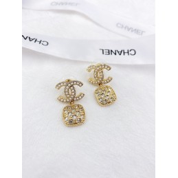 CHANEL EARRINGS A845