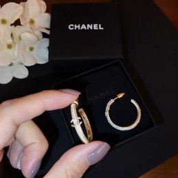 CHANEL EARRINGS A850