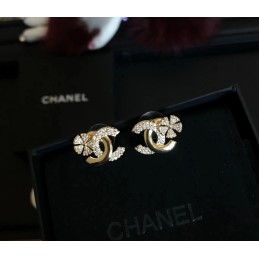 CHANEL EARRINGS A855