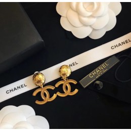 CHANEL EARRINGS A882