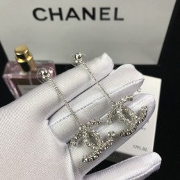 CHANEL EARRINGS A885