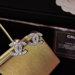 CHANEL EARRINGS A898