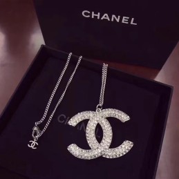 CHANEL NECKLECES A555