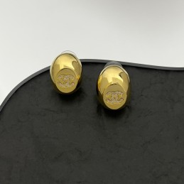 CHANEL EARRINGS A902