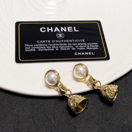 CHANEL EARRINGS A907