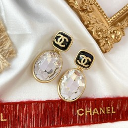 CHANEL EARRINGS A914