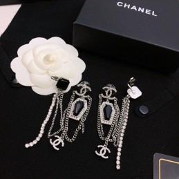 CHANEL EARRINGS A918