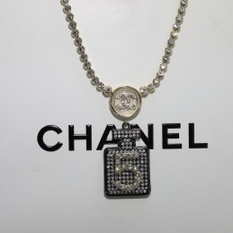 CHANEL NECKLECES A558