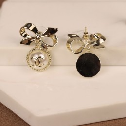 CHANEL EARRINGS A943