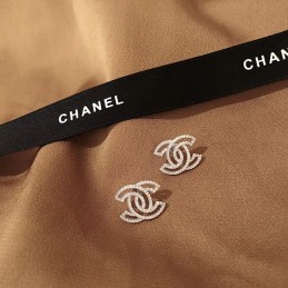 CHANEL EARRINGS A962