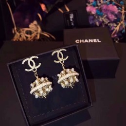 CHANEL EARRINGS A973