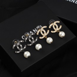 CHANEL EARRINGS A992