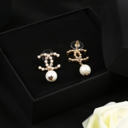 CHANEL EARRINGS A1000