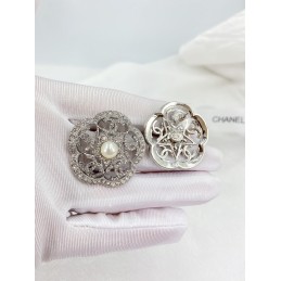 CHANEL EARRINGS A1004