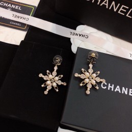 CHANEL EARRINGS A1015