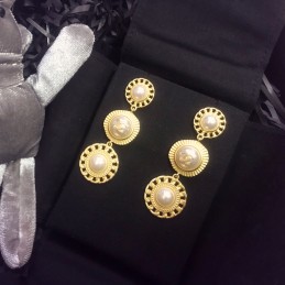 CHANEL EARRINGS A1016