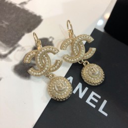 CHANEL EARRINGS A1020