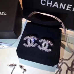 CHANEL EARRINGS A1051