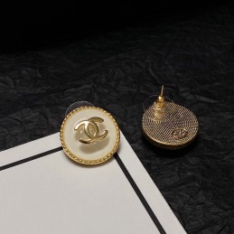 CHANEL EARRINGS A1067