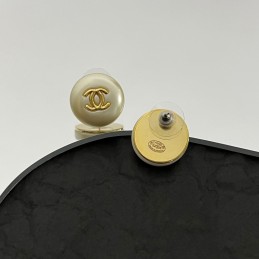 CHANEL EARRINGS A1076