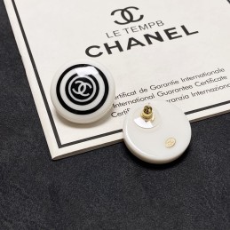 CHANEL EARRINGS A1083