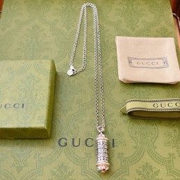 GUCCI NECKLACES A055