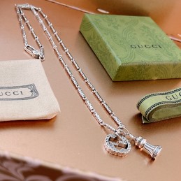 GUCCI NECKLACES152