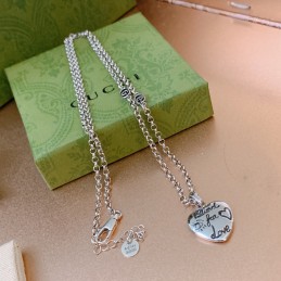 GUCCI NECKLACES262