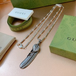 GUCCI NECKLACES 450