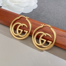 GUCCI EARRINGS A026