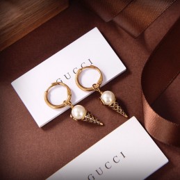 GUCCI EARRINGS A030