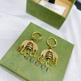 GUCCI EARRINGS A047