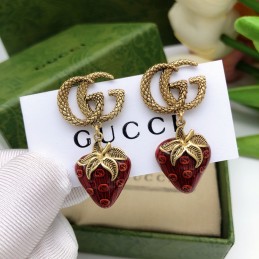 GUCCI EARRINGS A109