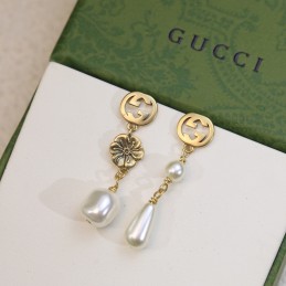 GUCCI EARRINGS A138