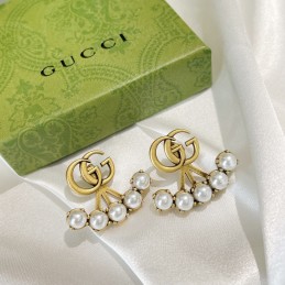 GUCCI EARRINGS A152