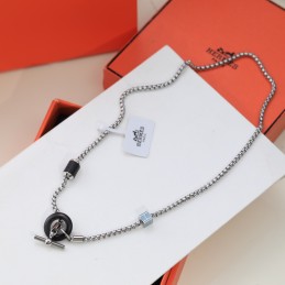 HERMES NECKLACES A001