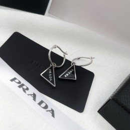 PRADA EARRINGS A021