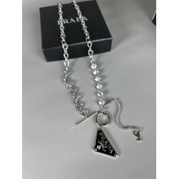 PRADA NECKLACES A023