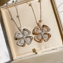 BVLGARI NECKLACES A054