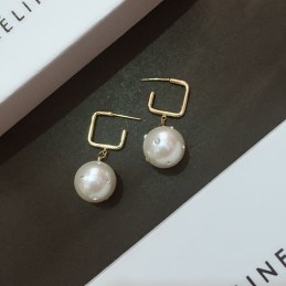 CELINE EARRINGS A689