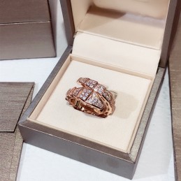 BVLGARI RINGS A025