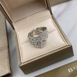 BVLGARI RINGS A040