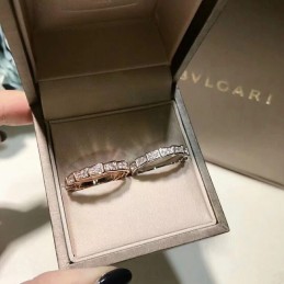 BVLGARI RINGS A054