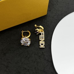 FENDI EARRINGS A031