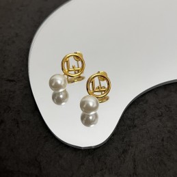 FENDI EARRINGS A065